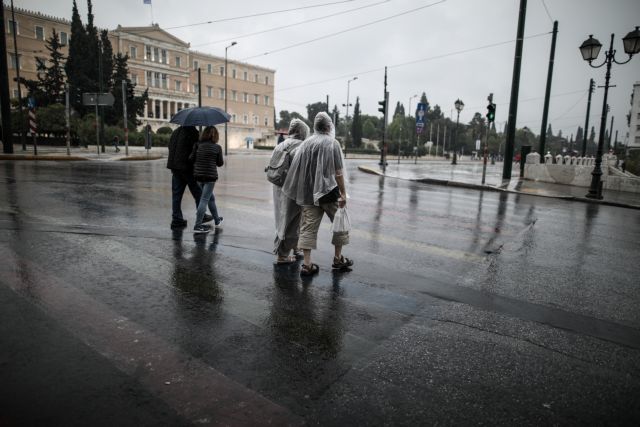 Κακοκαιρία : Μπλακ άουτ στην Αθήνα λόγω βροχής – Νέα προειδοποίηση της ΕΜΥ