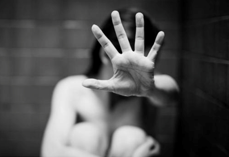 Ομαδικός βιασμός 19χρονης με αναπηρία – Στο εδώλιο κατηγορούμενος για την υπόθεση Τοπαλούδη