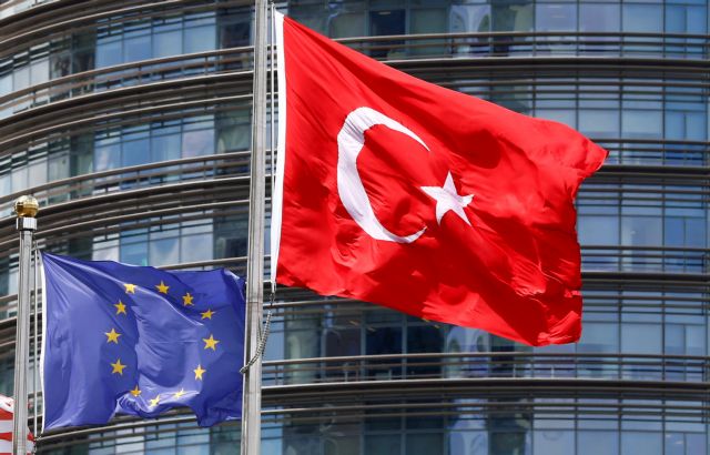 Τουρκικά «πυρά» στην ΕΕ για τη συμφωνία με Λιβύη : «Είστε αναρμόδιοι»