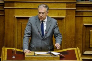 Θεοδωρικάκος: Ο εκλογικός νόμος βοηθάει τον δικομματισμό