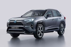 Τoyota RAV4 Plug–in Hybrid:  Πότε θα κυκλοφορήσει η πιο οικολογική εκδοχή του