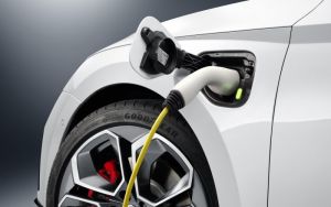 Η plug – in υβριδική Skoda Octavia RS iV αποδίδει 245 ίππους