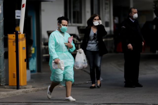 ΠΟΕΔΗΝ: «Θα ξεμείνουμε από στρατό» – 70 εργαζόμενοι νοσούν, 400 σε καραντίνα