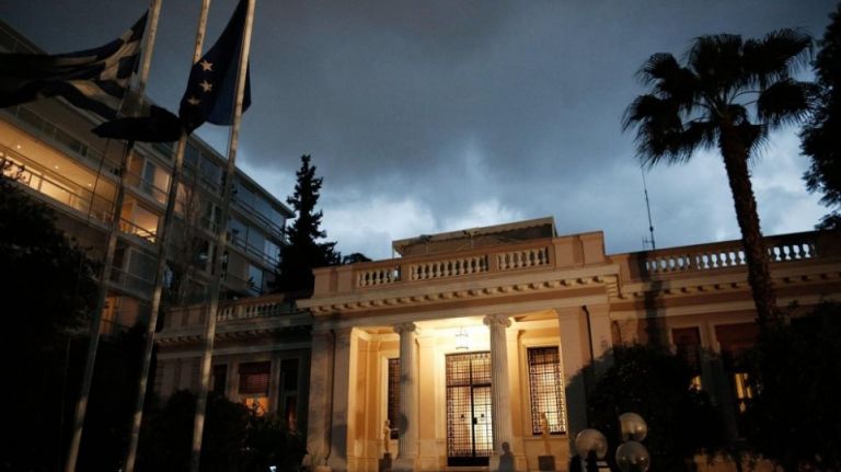 Κόντρα Κυβέρνησης – ΣΥΡΙΖΑ για το κόστος της ενημερωτικής καμπάνιας | tanea.gr