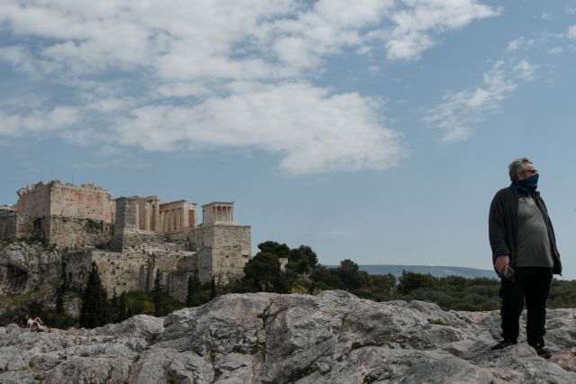 Κοροναϊός: Στα τέλη Απριλίου η αξιολόγηση για την χαλάρωση των μέτρων