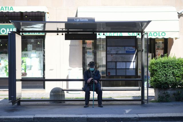 Ιταλία: Mείωση κρουσμάτων αλλά και νέα εκατόμβη νεκρών το τελευταίο 24ωρο