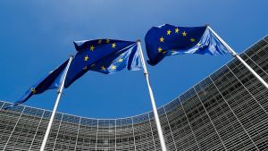 Η ΕΕ προτείνει τη διεξαγωγή συνόδου κορυφής για τον τουρισμό