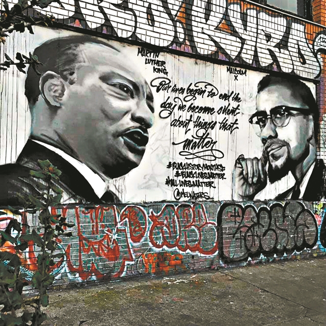 Το σπαθί του Malcolm X,  η ασπίδα του Μάρτιν Λούθερ Κινγκ