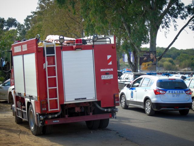 Επιασε φωτιά φορτηγό που κινείτο στην Αθηνών – Λαμίας