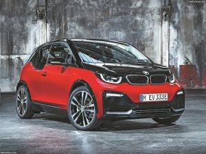 Με επιδότηση 5.500 ευρώ οι εκδόσεις BMW i3