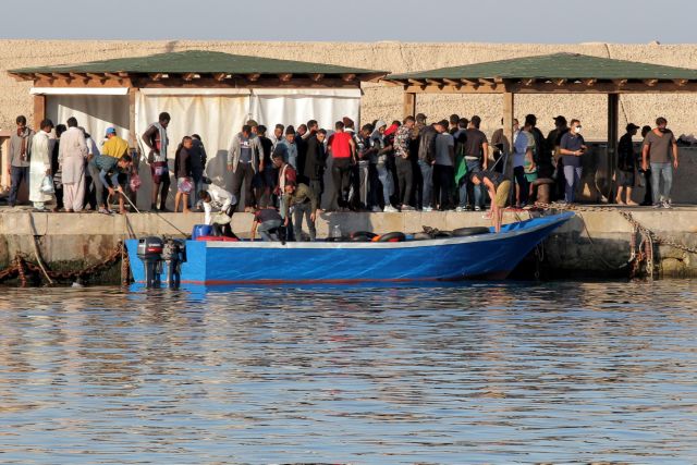 Πάνω από 1.000 πρόσφυγες στη Λαμπεντούζα – Ο δήμαρχος ζήτησε να κηρυχθεί σε κατάσταση έκτακτης ανάγκης