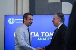 Θεοδωρικάκος: Η κοινωνία και η οικονομία δεν αντέχουν νέο γενικό lockdown