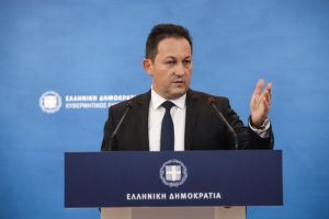 Πέτσας: Τη Δευτέρα η απόφαση για το πώς θα λειτουργήσουν τα σχολεία