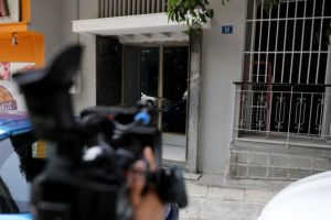 Οπλοστάσιο στο Κουκάκι: Η γνωριμία ενός εκ των συλληφθέντων με τον Παλαιοκώστα