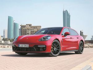 Με παραποιημένα λογισμικά και η Porsche