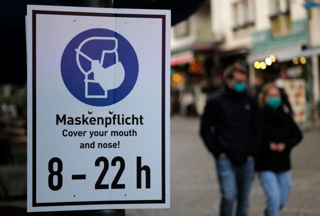 Γερμανία : Η Μέρκελ θέλει κλειστά μπαρ και εστιατόρια για να αναχαιτιστεί η πανδημία