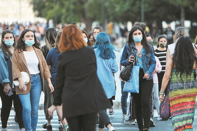 Ξανά στο τραπέζι η κατάργηση της μάσκας