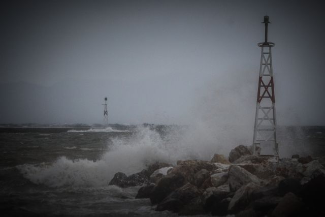 Χαλάει ο καιρός : Οδηγίες από την Πολιτική Προστασία για την κακοκαιρία που έρχεται