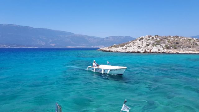 DW: Το «θετικό σοκ» της πανδημίας στον ελληνικό τουρισμό