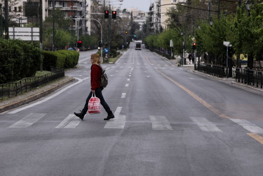 Κοροναϊός : Αττική και Θεσσαλονίκη στο επίκεντρο της πανδημίας