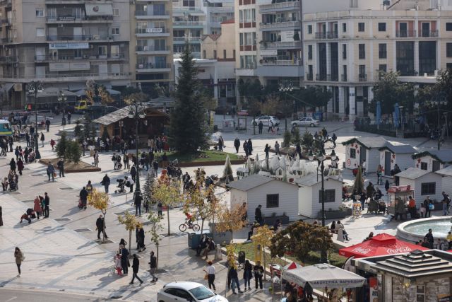 Πονοκέφαλος για τους επιστήμονες τα ρεβεγιόν – Προειδοποιήσεις και… αυστηρότερα μέτρα