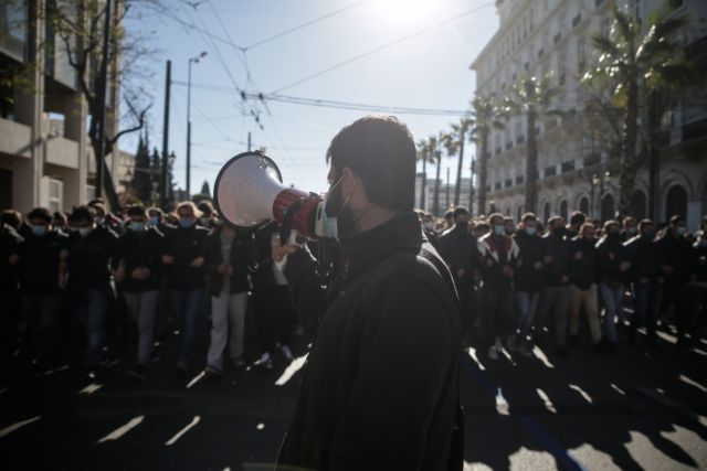 Γώγος: Η επιτροπή επέτρεψε συγκεντρώσεις μέχρι 100 άτομα μετά από ερώτημα της πολιτείας