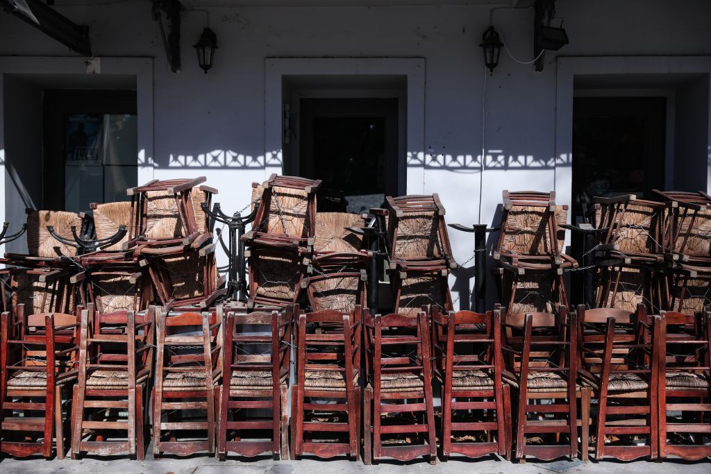 Παράταση των έκτακτων οικονομικών μέτρων – Σχέδιο για μηδενικά ενοίκια Απρίλιο & Μάιο