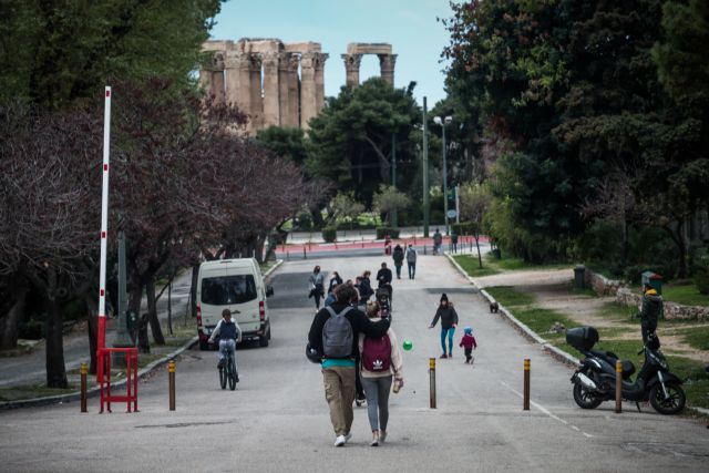 Κοροναϊός : Κοντά στις 3.000 τα σημερινά κρούσματα – Αναζητείται διέξοδος αποσυμπίεσης του κόσμου