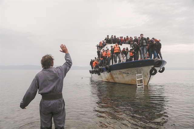 Μυστικά παζάρια Μέρκελ – Ερντογάν για προσφυγικό, χωρίς να ρωτήσουν την Ελλάδα