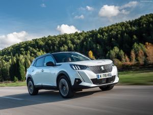 PEUGEOT 2008 και e-2008: Ο εξηλεκτρισμός των γαλλικών SUV