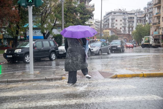 Ο Απρίλης κατέφθασε με βροχές, καταιγίδες και… χιόνια – Σε ποιες περιοχές