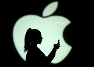 Apple: Τελεσίγραφο από ΕΕ για «μονοπωλιακούς περιορισμούς» στο App Store