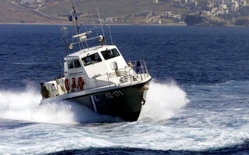 Κέρκυρα : Θετικοί στον κοροναϊό μετανάστες που επιχείρησαν να περάσουν με ξύλινο σκάφος στην Ιταλία