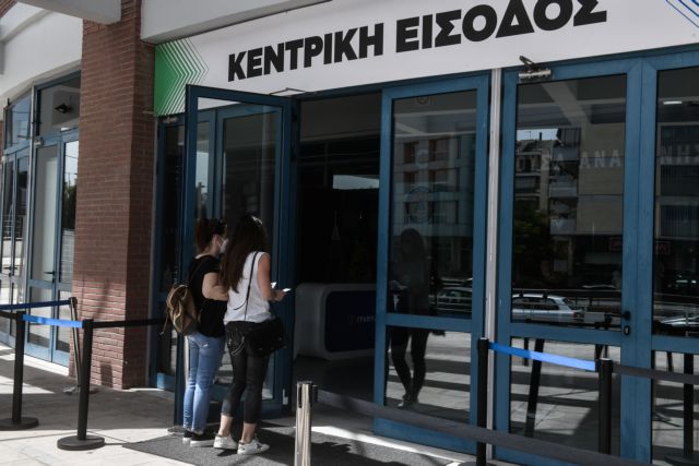 Για να χτίσουμε ανοσία πρέπει να εμβολιαστεί το 70% του πληθυσμού λέει ο Χρούσος