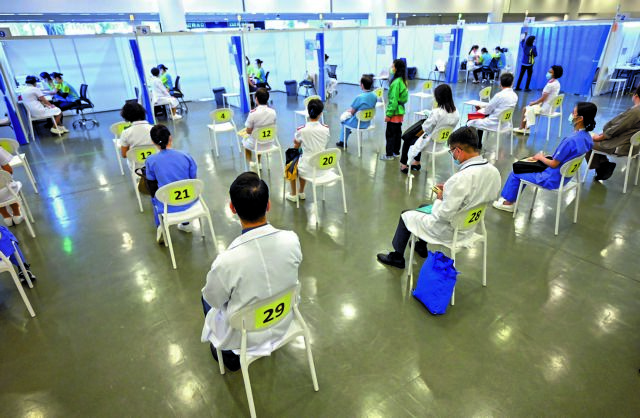 Χονγκ Κονγκ: Διήμερη άδεια μετ΄αποδοχών σε όσους εμβολιάζονται κατά του κοροναϊού