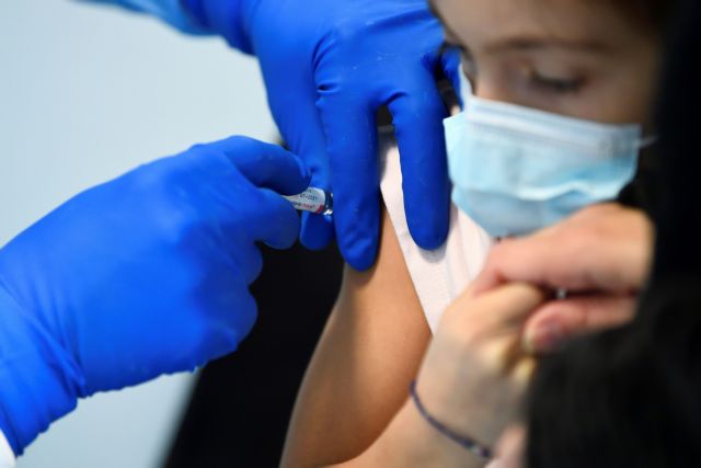 Πότε ανοίγει η πλατφόρμα εμβολιασμού για τους 18-29 ετών