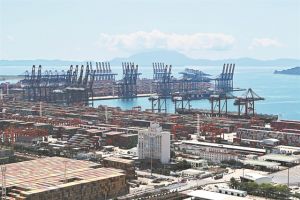 Maersk: πρώτο ταξίδι με καύσιμο μεθανόλη