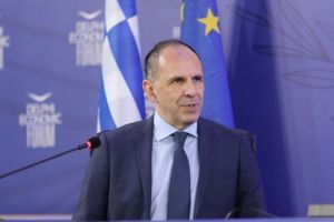 Αναπτυξιακή ορμή στην οικονομία με το πέρας της πανδημίας προβλέπει ο Γεραπετρίτης