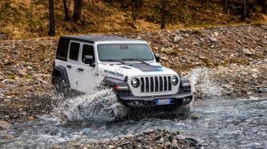 Jeep Wrangler 4xe: Στην Ελλάδα η plug – in εκδοχή με αυτονομία 50 χιλιόμετρα