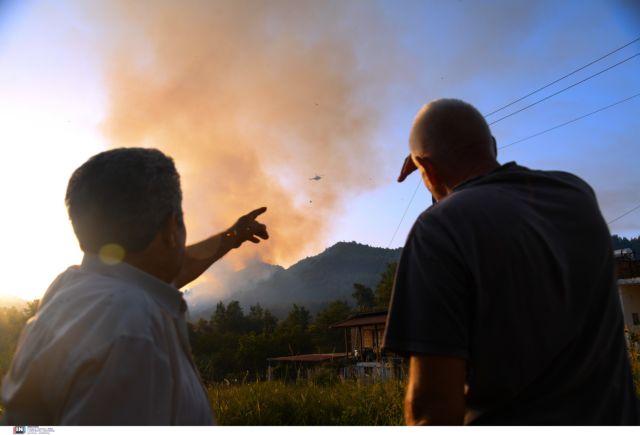 Σαρηγιάννης –  Υπάρχει πρόβλεψη για 5.000 κρούσματα στα τέλη Αυγούστου – Τι είπε για το τοξικό νέφος και τις φωτιές