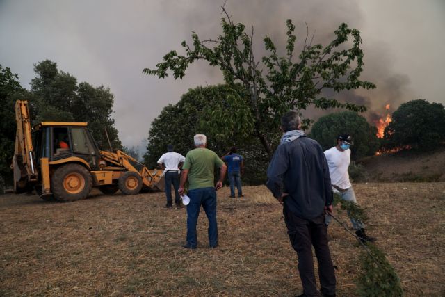 Φωτιά στην Ηλεία – Εκκενώνεται ξανά ο Λάλας, μήνυμα από το 112