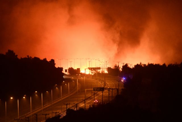 Εφιαλτικό σενάριο για την εξέλιξη της πυρκαγιάς