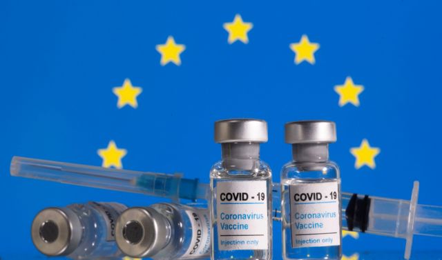 Το ήμισυ του πληθυσμού της ΕΕ είναι πλέον πλήρως εμβολιασμένο