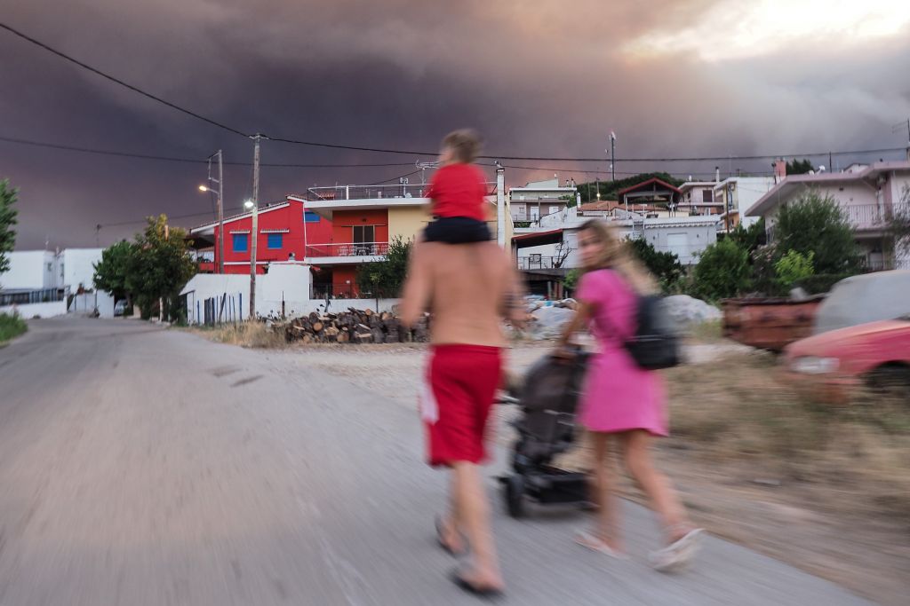 Απίστευτο σκηνικό στην Εύβοια – Επί ώρες τους έβαζαν να πληρώνουν εισιτήριο στο ferry boat