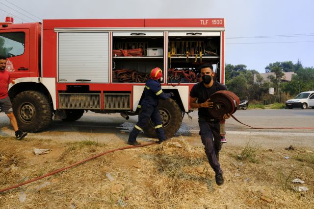 Υπό έλεγχο τέθηκε η φωτιά στο Σούνιο