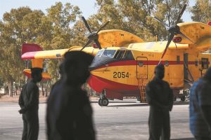 Επιστροφή στα Canadair και με γεωπολιτική στρατηγική