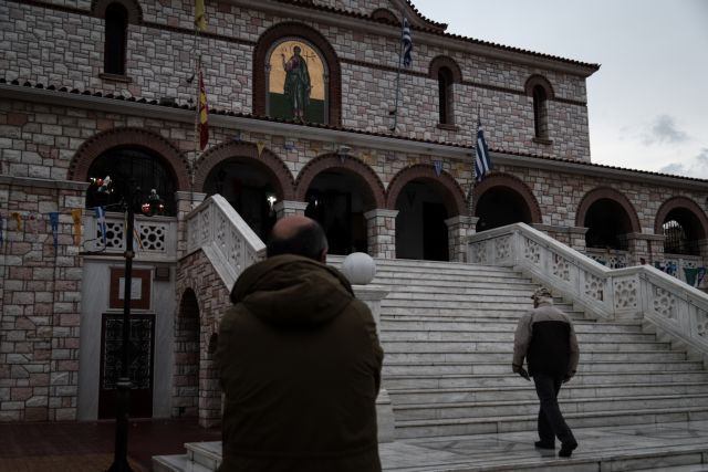 Μητροπολίτες Πατρών και Καλαβρύτων για εμβολιασμό κι ελέγχους στους ναούς