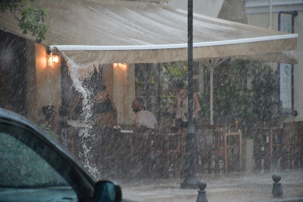 Βροχές και τοπικές καταιγίδες την Τετάρτη στην Αττική