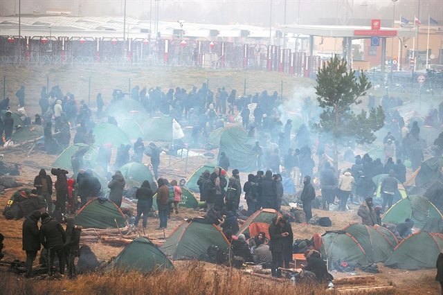 «Η κρίση στα σύνορα μπορεί να διαρκέσει μήνες»