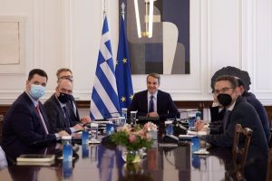 Μητσοτάκης – «Εμβολιαζόμαστε. Παίρνουμε τη ζωή μας πίσω…» – Πάνω από 60.000 ραντεβού σε τρεις μέρες